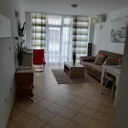 Daire Lovely 2 In Quiet Area Near Sea Complex Anita Sunny Beach